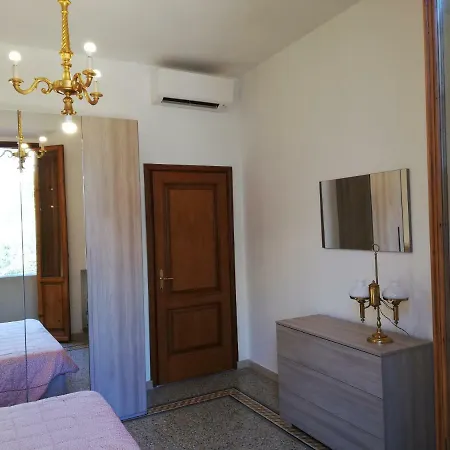 Apartment Prato Barone A